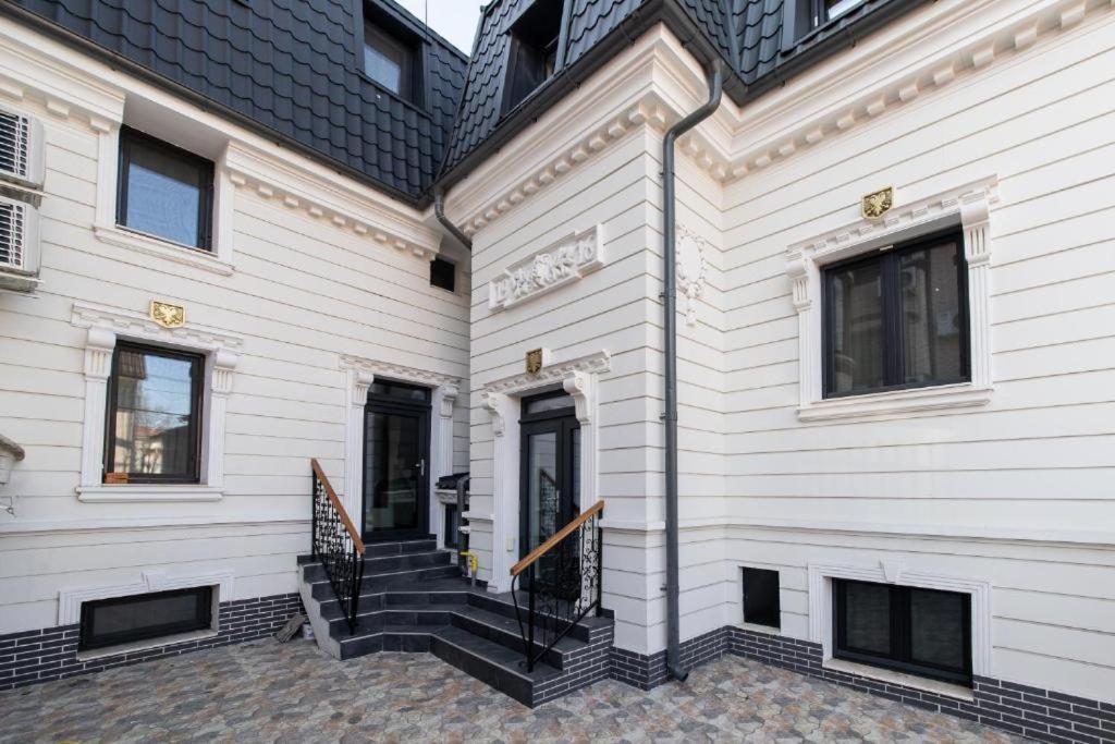 Oasis Historic Central House Bukareszt Zewnętrze zdjęcie